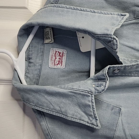 Levi's Women's Demin Western Fit Pearl Snap Button Down Shirt Size 1X - Picture 7 of 10